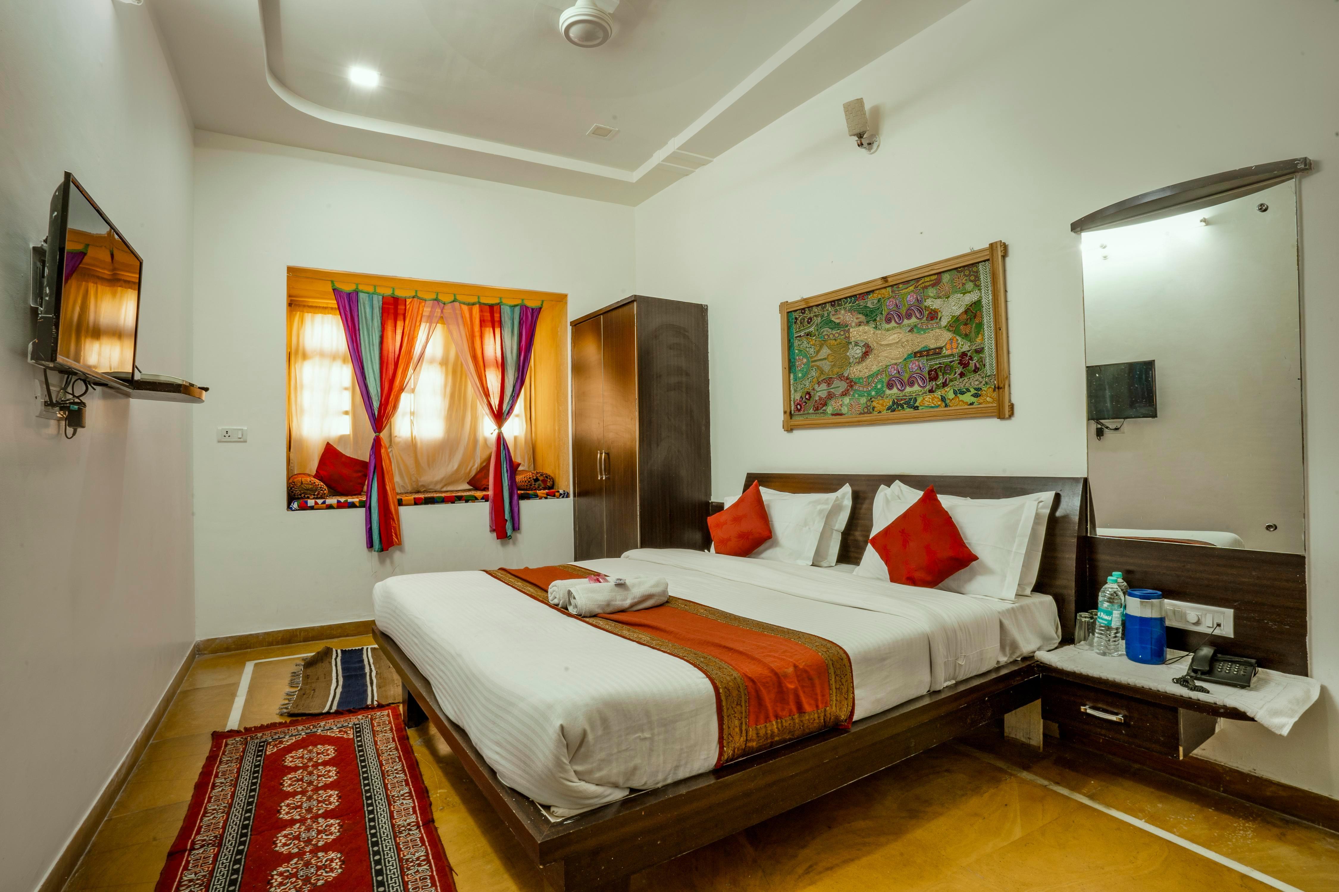 Hotel Dilbar Safari Room Type - Deluxe room