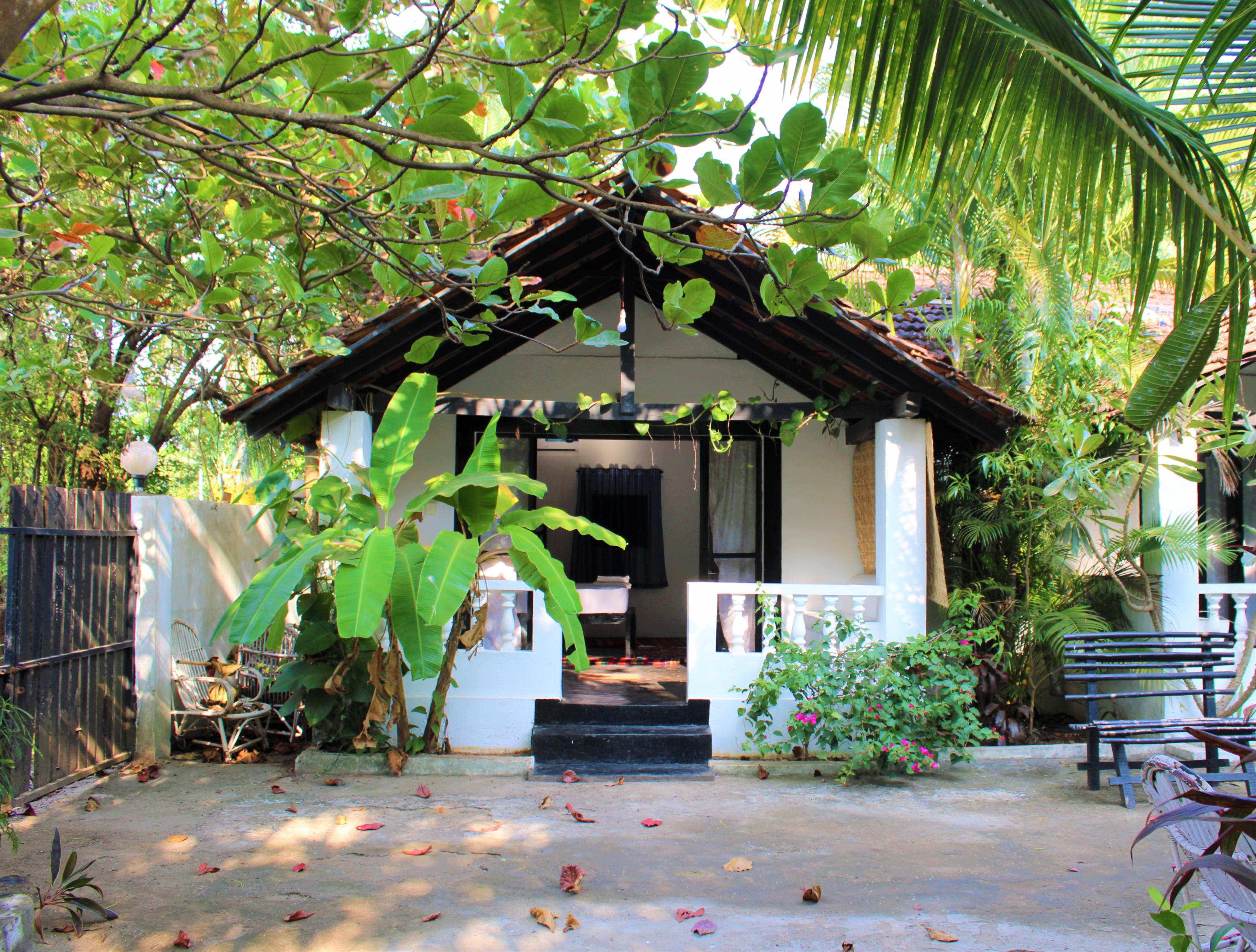 God's Gift Hotel Near Morjim-Ashvem Beach - Tap to explore photos