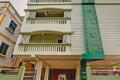 Treebo The Bollywood