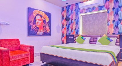 Treebo The Bollywood Room Type - Standard Room