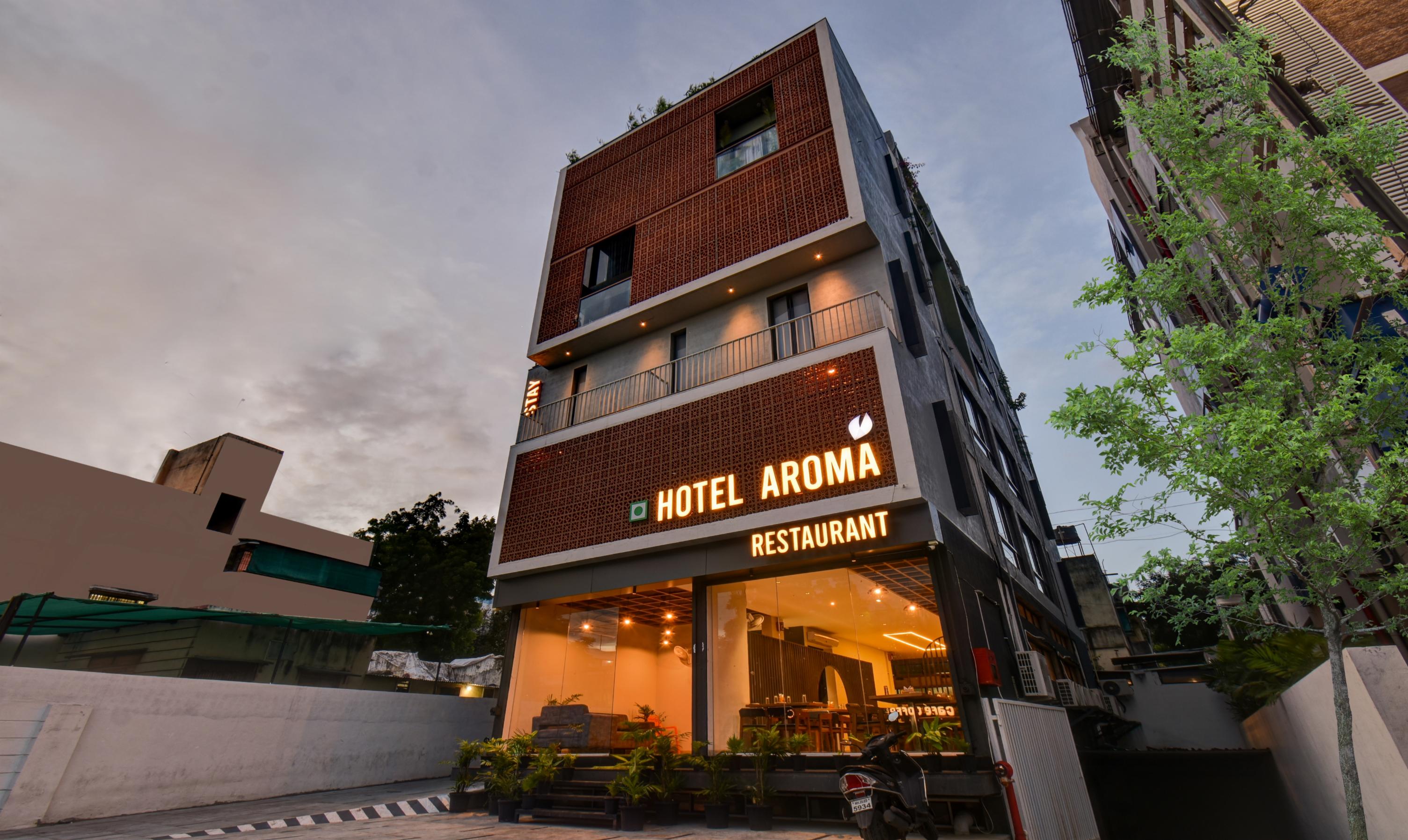 Treebo Aroma Executive