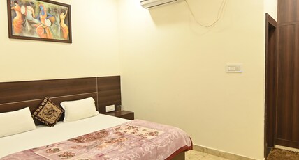 Hotel Siya Ram Room Type - Standard Room