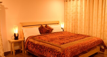 The Orange House | Valley-view Rooms Room Type - Orange Room with Terrace