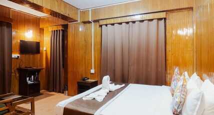 Magpie Mall Road Residency (MG Marg) Room Type - STANDARD ROOM