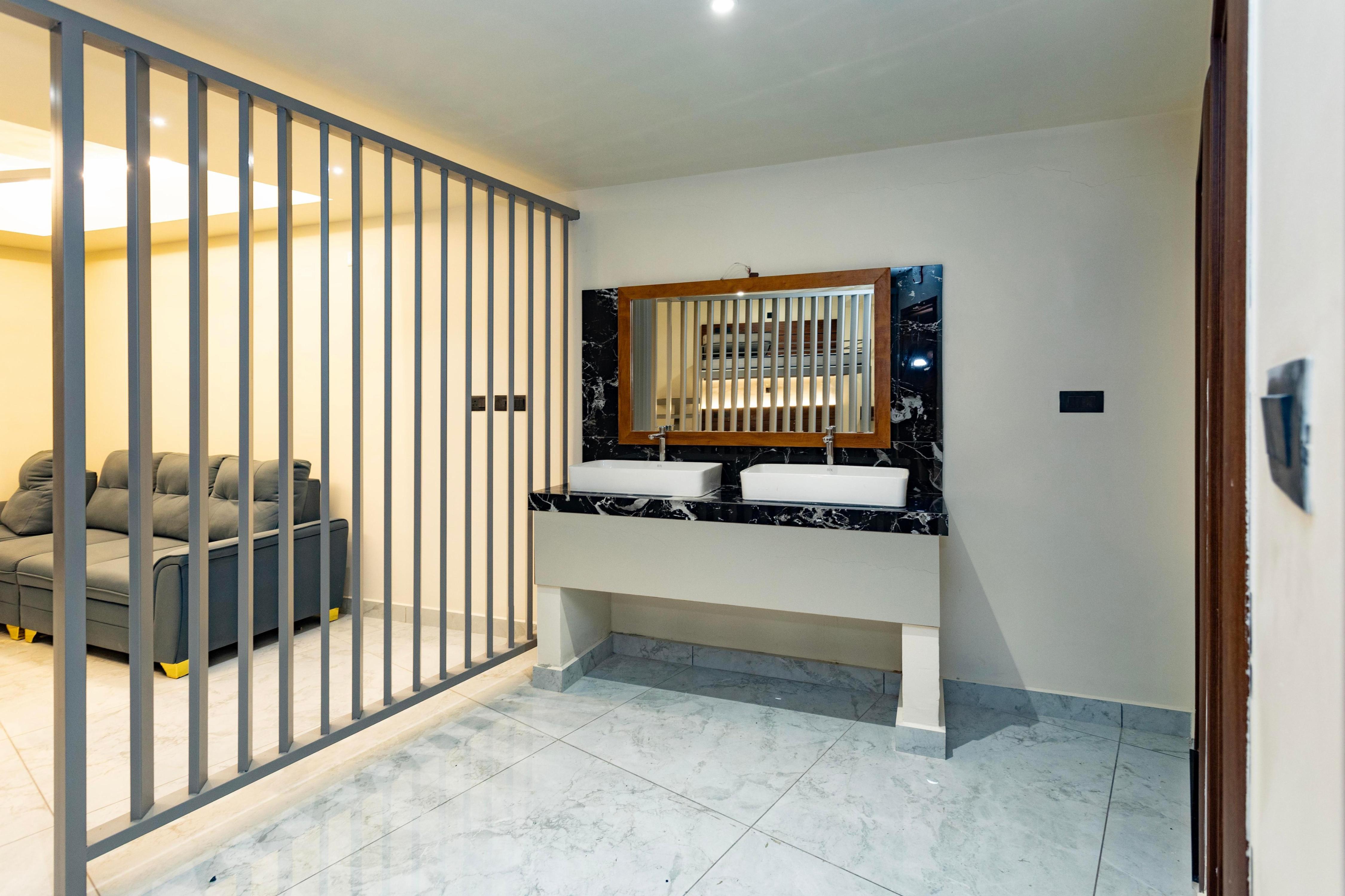 UPHILLS BOUTIQUE HOTEL - Tap to explore photos