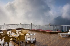 Hostie Mystica Luxe 5BHK Mountain Home, Shimla