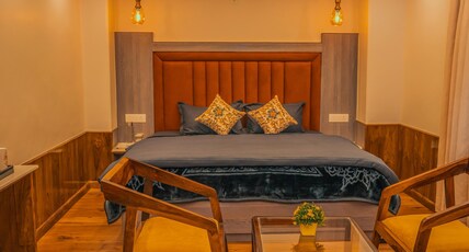 Singh's BnB by Lazy Getaways | Rooms & Wi-Fi Room Type - Family Suite Room