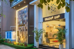 Royal Ace Botique Hotel