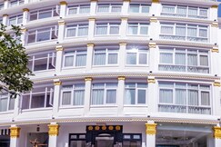 Durbar Hotel & Residence