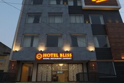 Hotel Bliss ON CHANDIGARH MOHALI MANALI AMRITSAR HIGHWAY