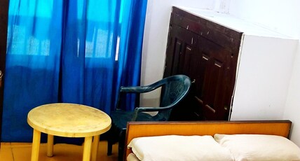 Gandhi Ganga Guest House Room Type - Single bed private bathroom
