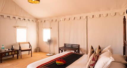 Helsinki Desert Camp Room Type - Luxury Tented Suite with AC or Heater