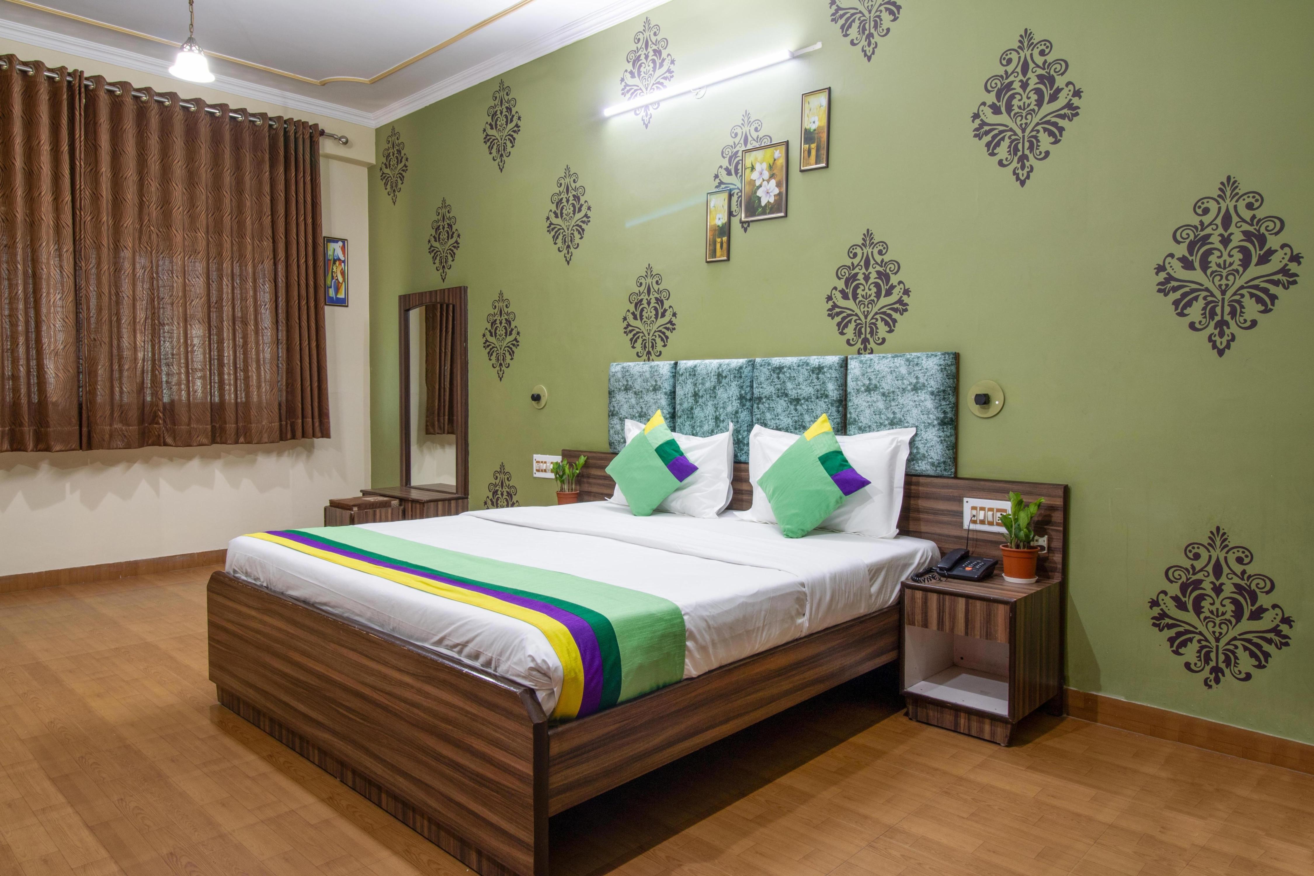 Treebo New Rockwell Vivek Vihar - Tap to explore photos