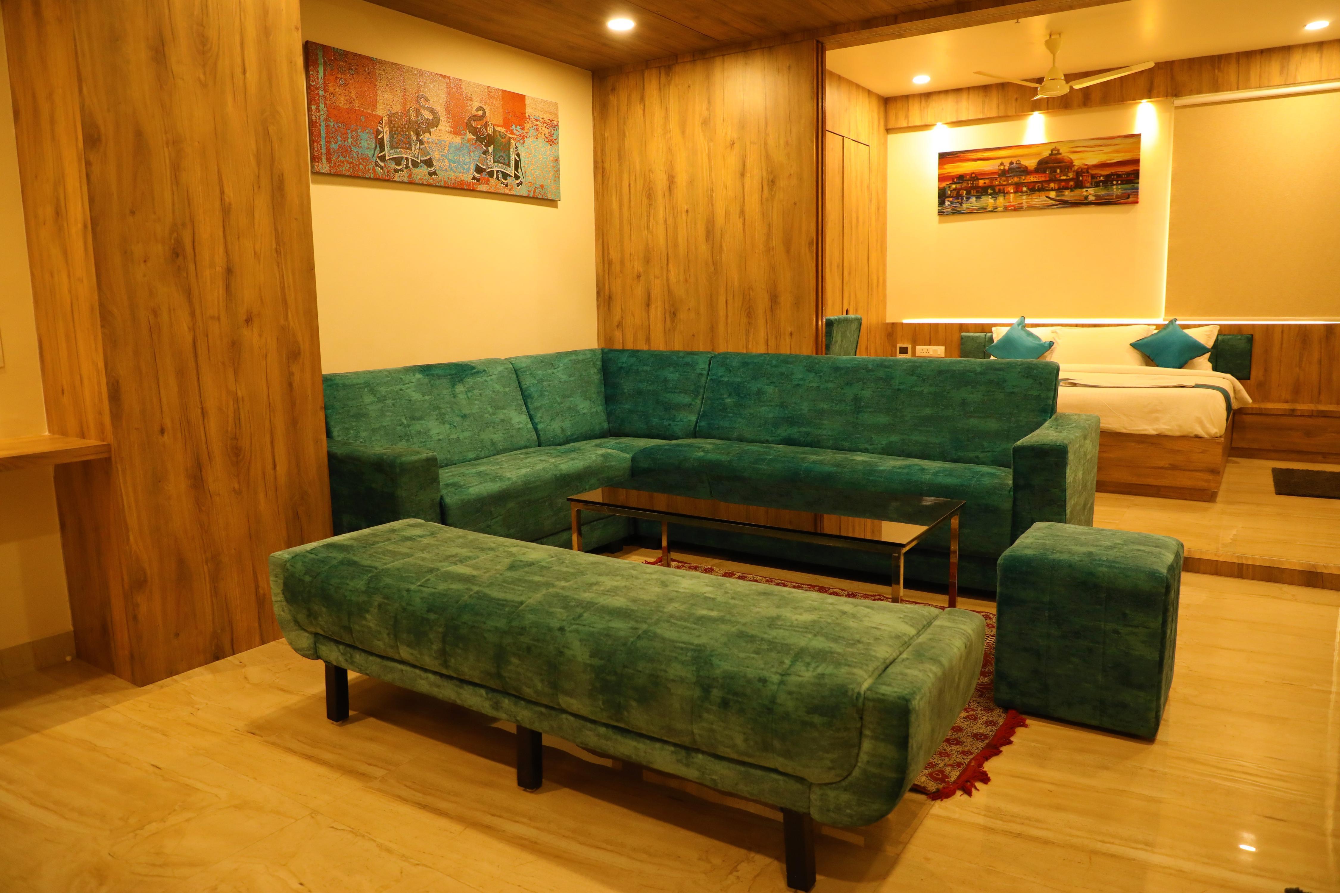 HOTEL SREE KUBERA GRAND Room Type - ROYAL SUITE
