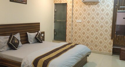 DEEPSUN REGENCY Room Type - DELUXE ROOM (KING SIZE)