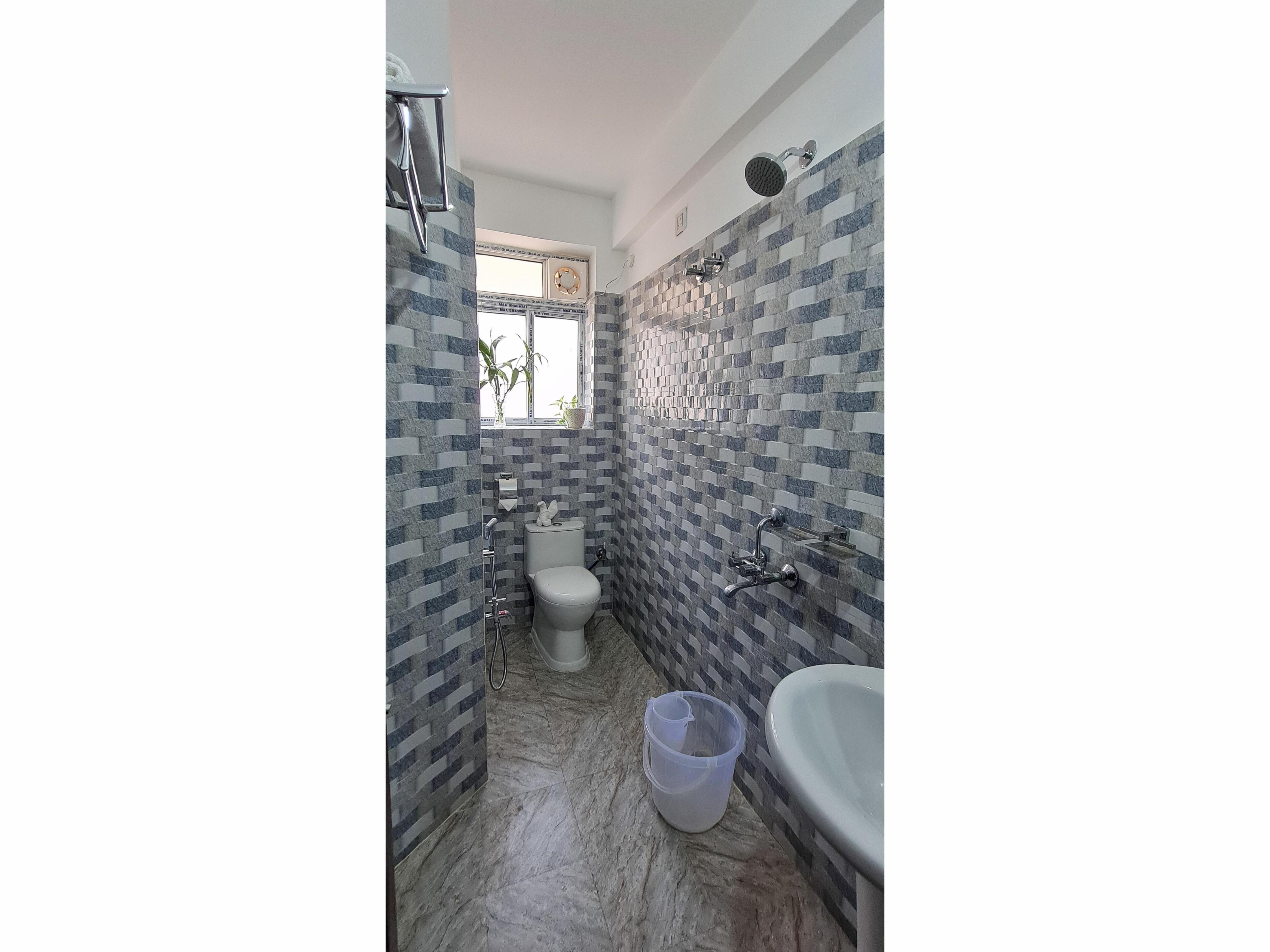 Dula HomeStay - Tap to explore photos
