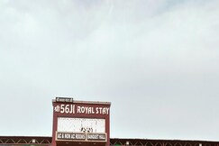 56JI ROYAL STAY.