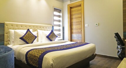 Hotel The IVY Grand with Secured Parking Room Type - Deluxe Room with City View Hotel The IVY Grand with Secured Parking Room Type - Deluxe Room with City View