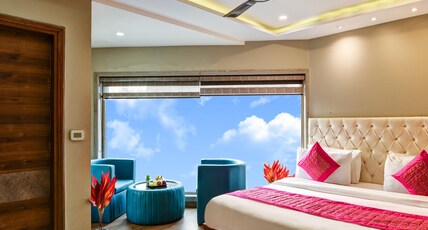 Hotel The IVY Grand with Secured Parking Room Type - Executive Room with Panoramic View Hotel The IVY Grand with Secured Parking Room Type - Executive Room with Panoramic View