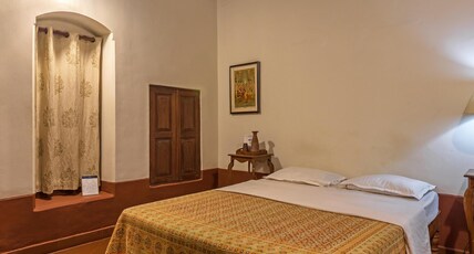 Krishna Vilas Heritage Home Room Type - Deluxe Double Kannapu