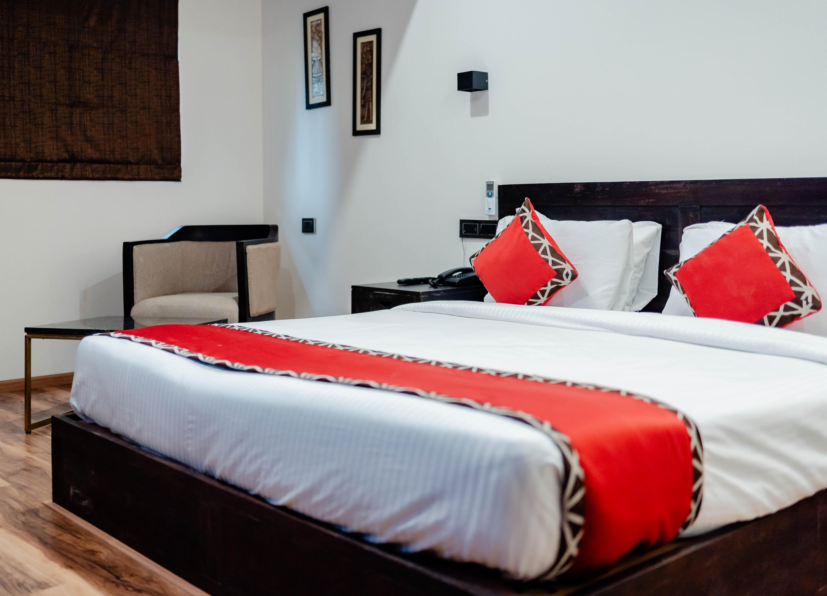 DiVaN Clarks Inn (Calangute Beach) - Tap to explore photos