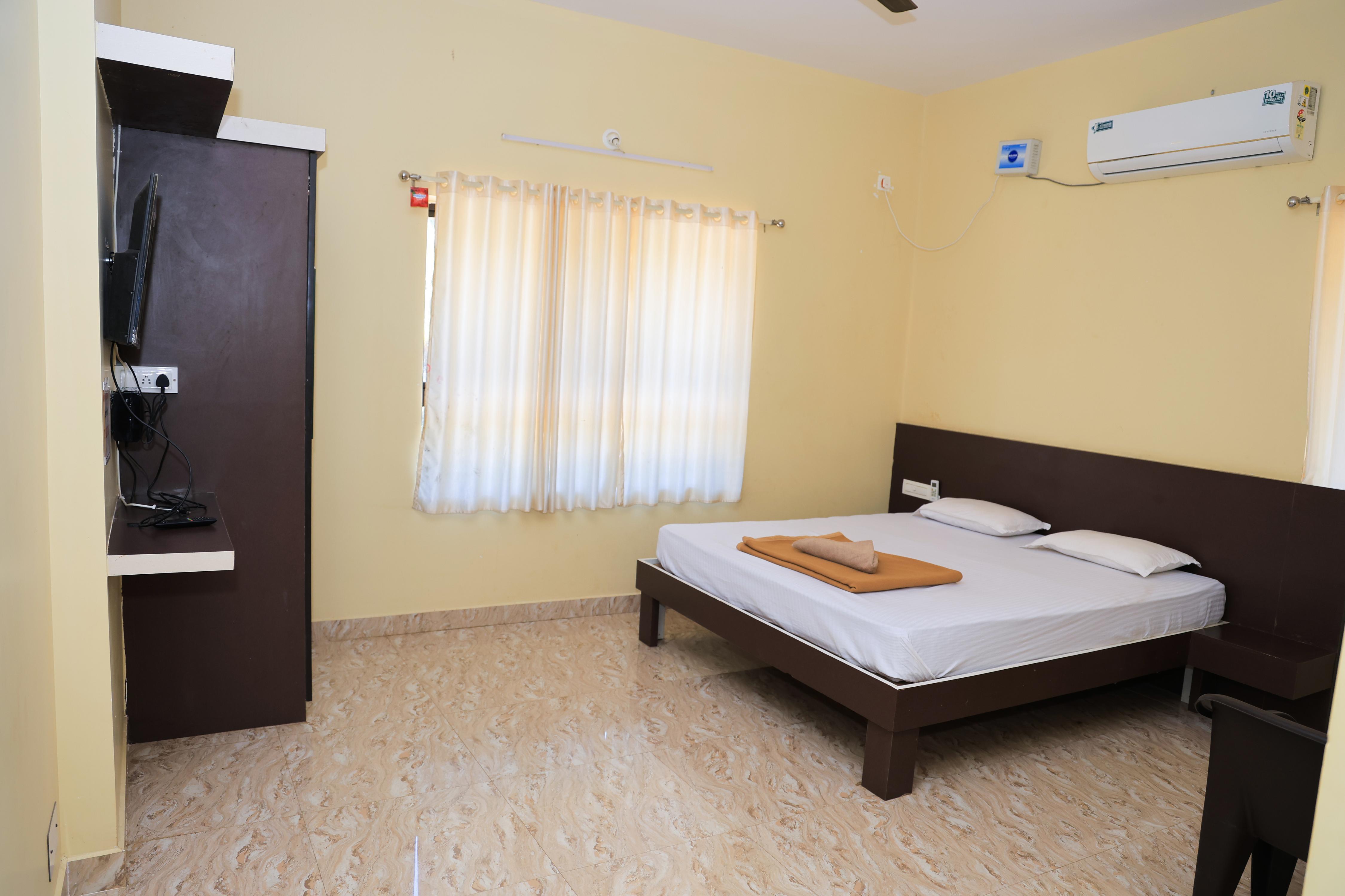Hornadu Sanman Residency - Tap to explore photos