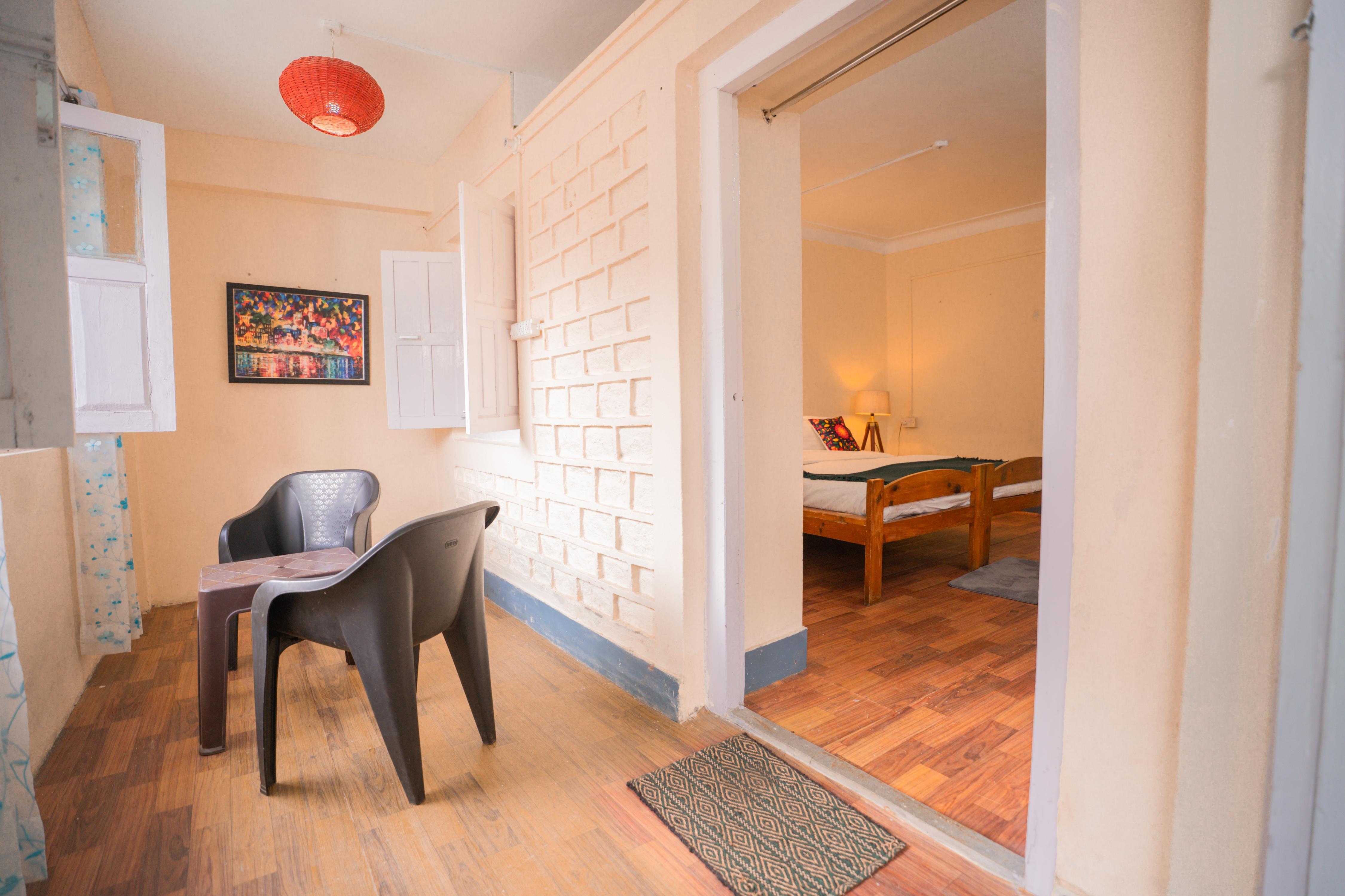 Zero Degree Homestay | Mountain-view Rooms - Tap to explore photos