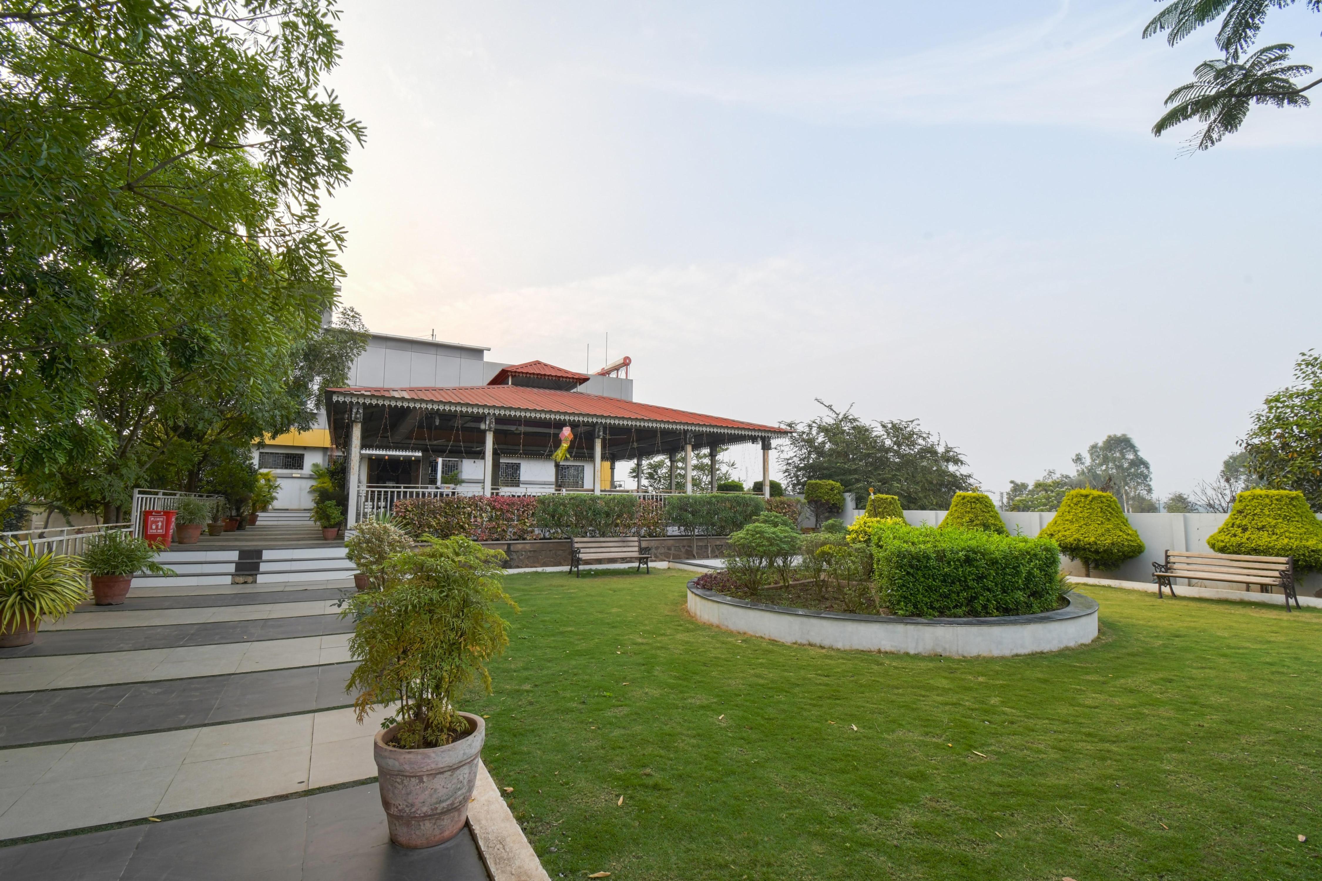 Hotel Manthan - Tap to explore photos