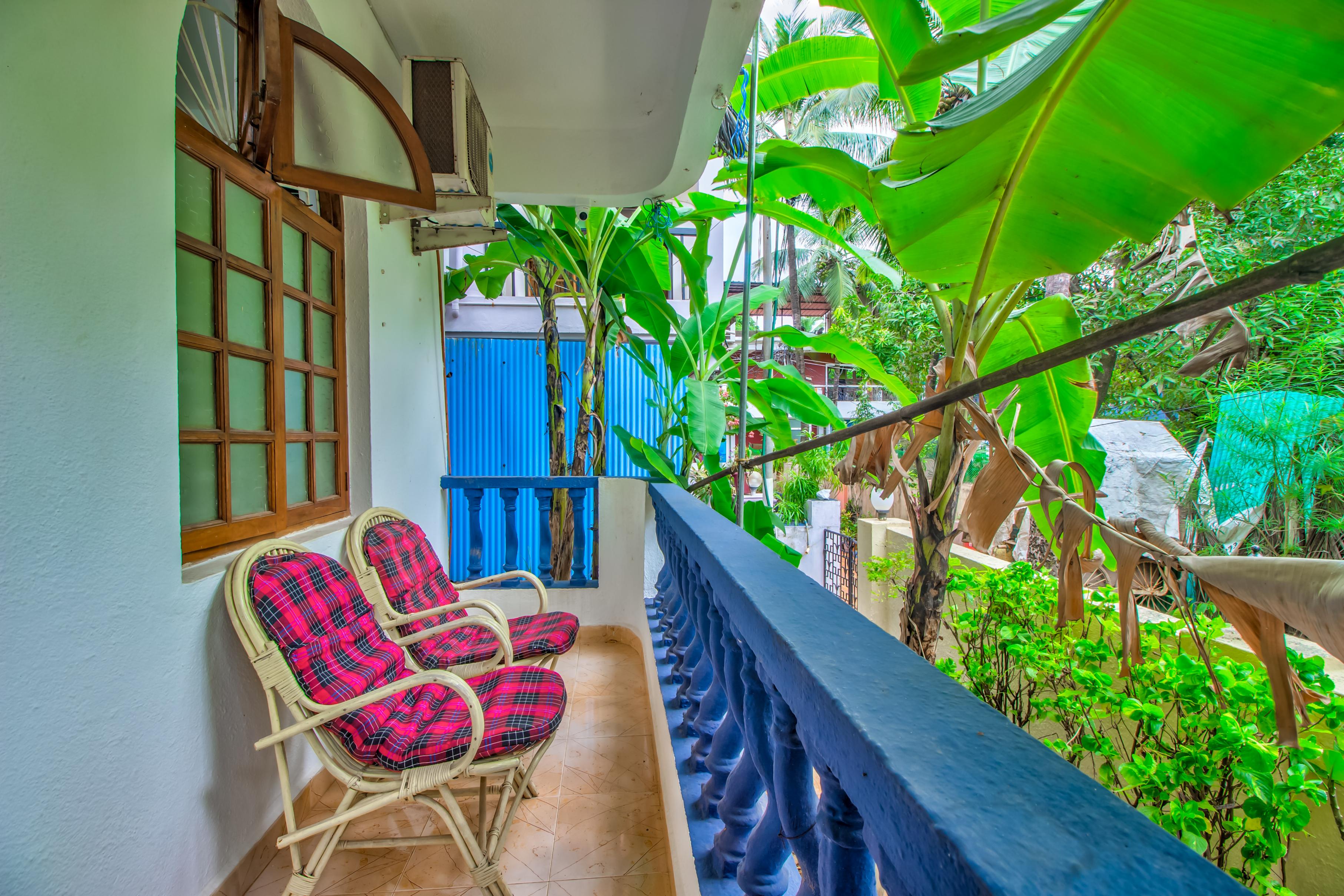 Antonio's Studio Room Candolim - Tap to explore photos