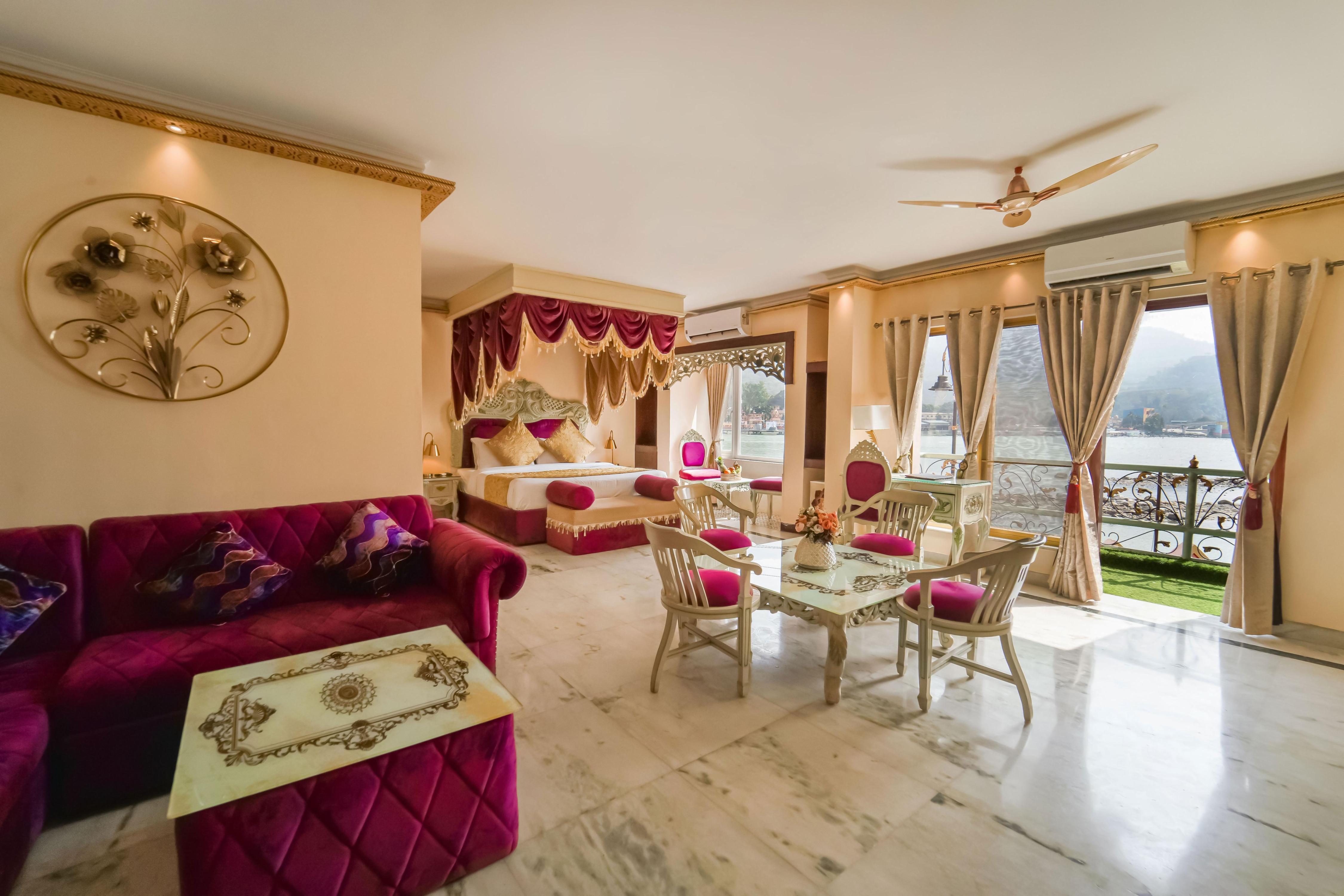 The Neeraj Ganga Heritage Palace Room Type - Maharaja Palace Suite with Ganga View, Bathtub, Balcony, Sofa and Dining The Neeraj Ganga Heritage Palace Room Type - Maharaja Palace Suite with Ganga View, Bathtub, Balcony, Sofa and Dining