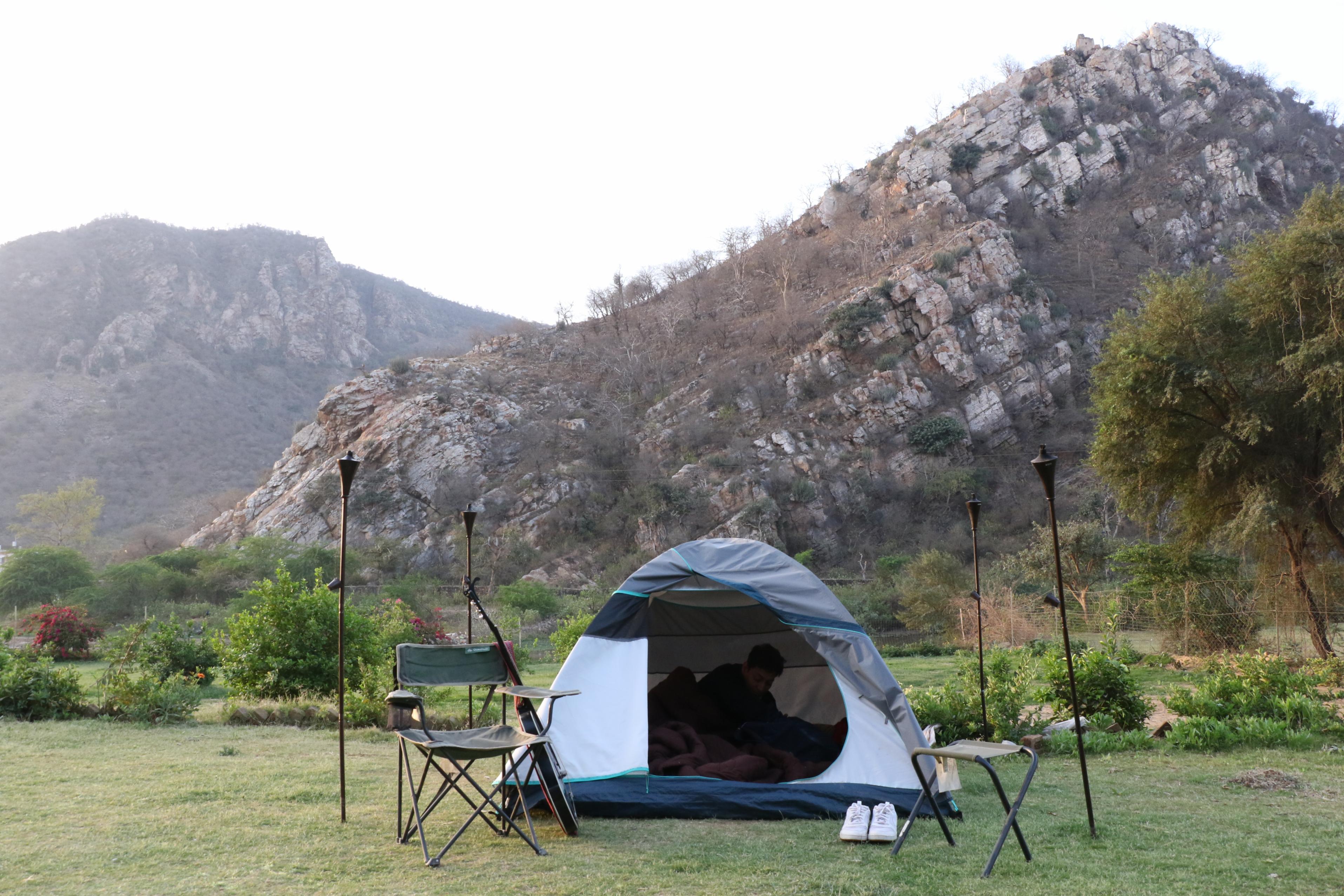 Bara Camp - Tap to explore photos