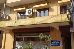 Queen Merry Tourist Home