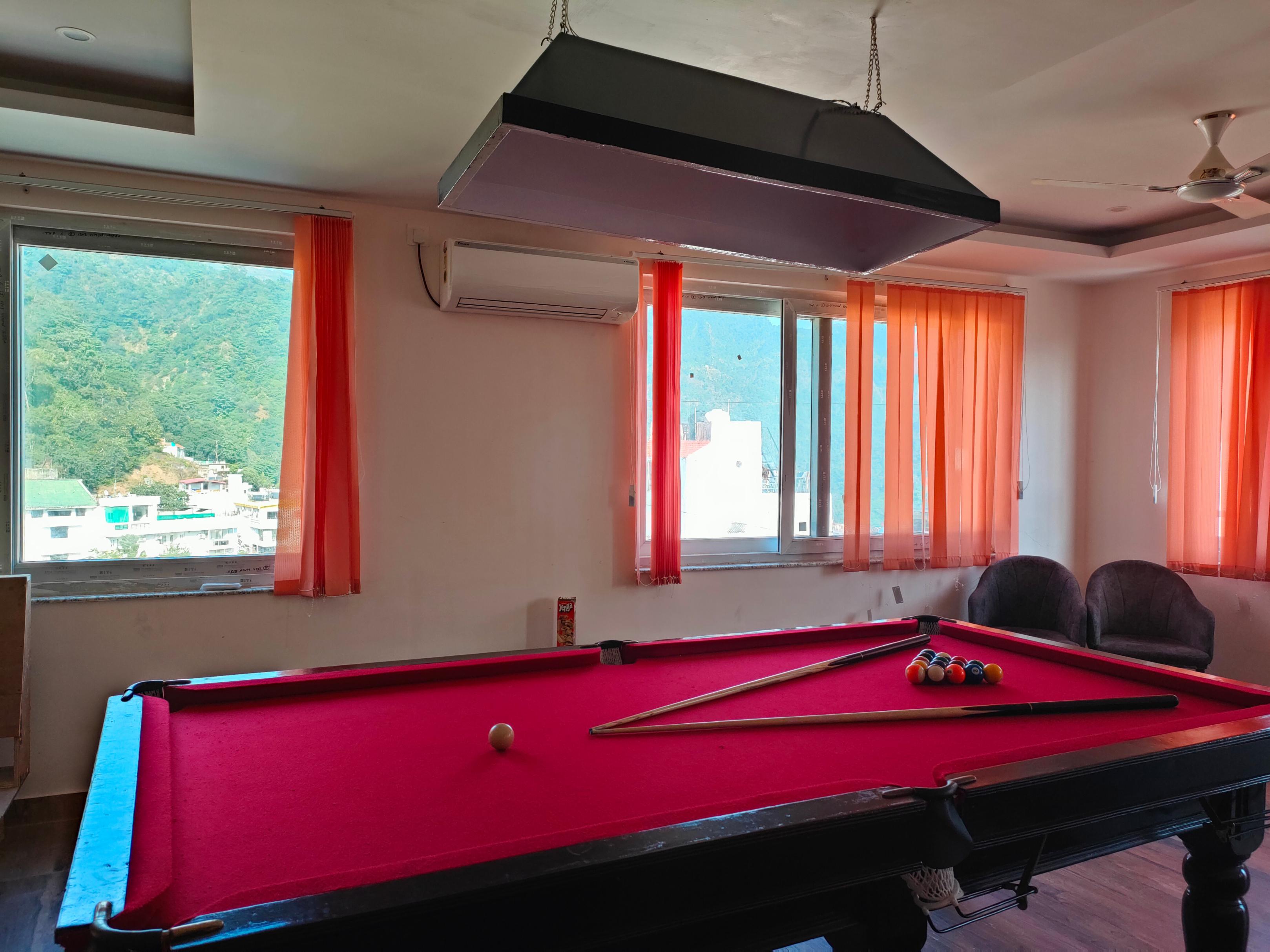 Backpacker Duniya Hostel |Rooms & Dorms - Tap to explore photos