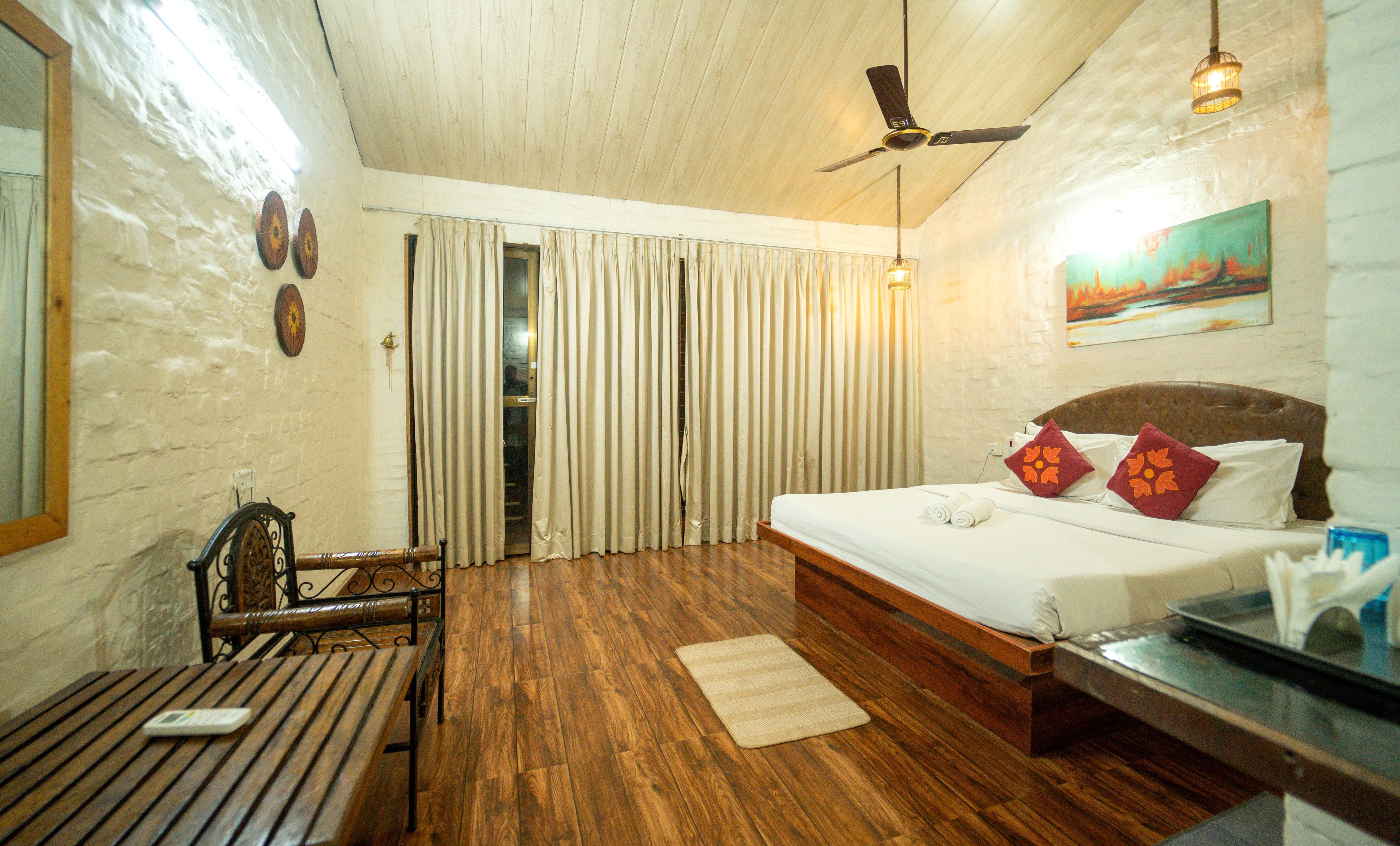 SpicyMango Saveda Farm & Cottages Room Type - RiverView Cottage Room