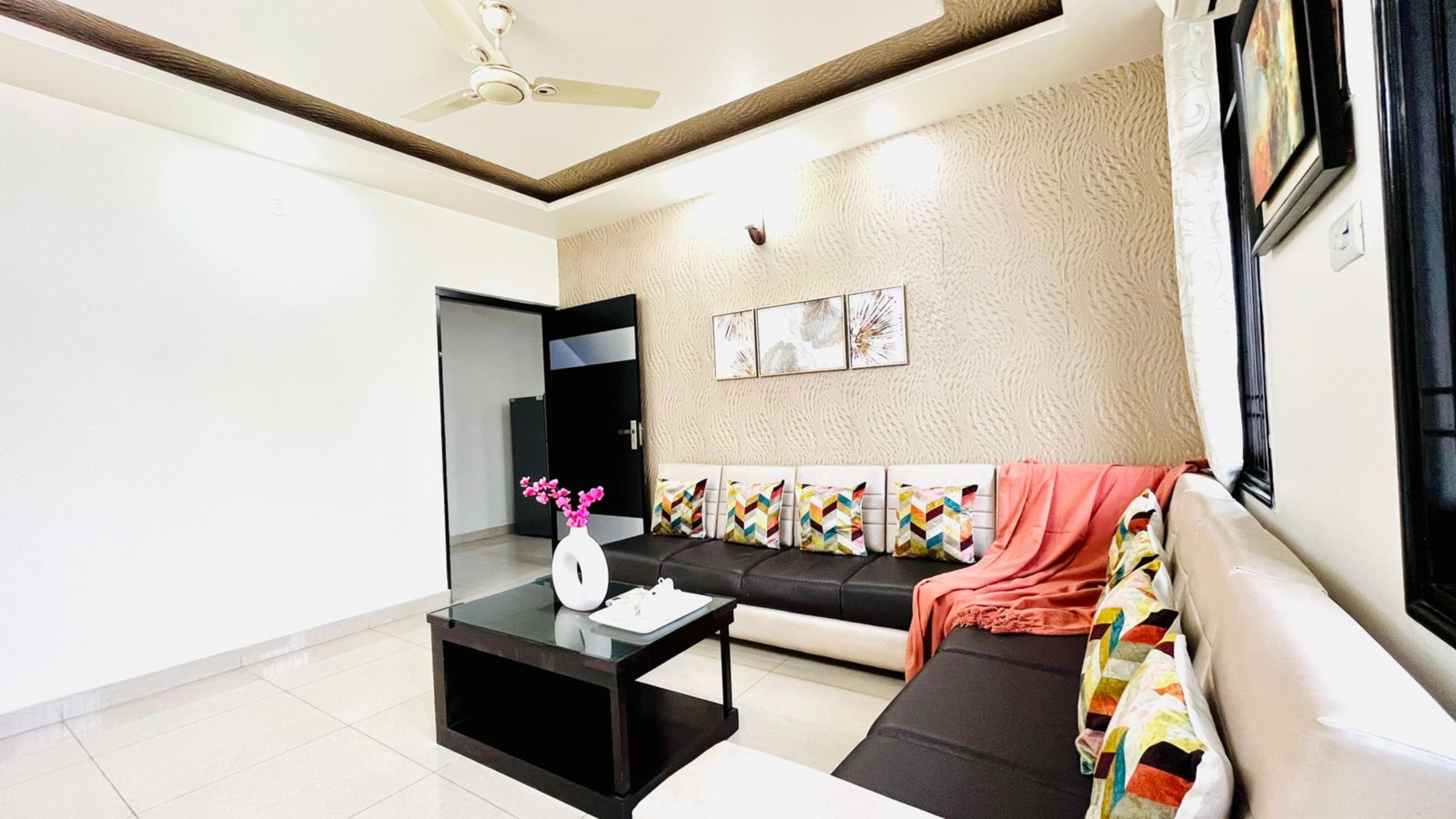 BluO 3BHK Jaipur - Terrace Garden, Balcony, Lift - Tap to explore photos