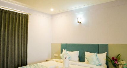 Sunrise Dreamworld Resort Room Type - Deluxe Room