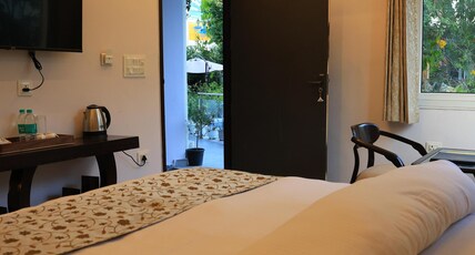 Yogved Hospitality & Resort Room Type - Executive Room With Mountain View Yogved Hospitality & Resort Room Type - Executive Room With Mountain View