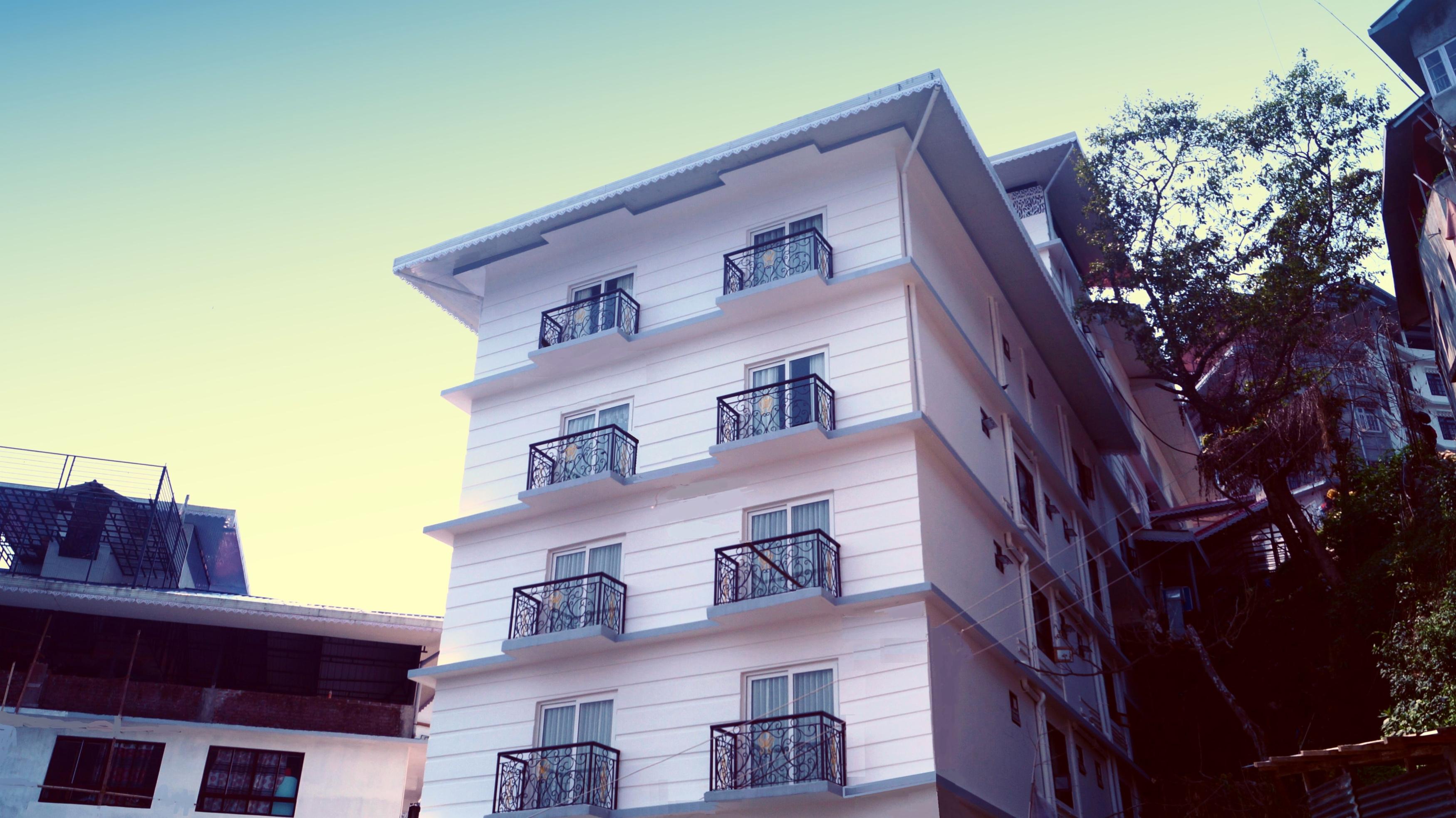 Hotel Yeasel Continental - Tap to explore photos