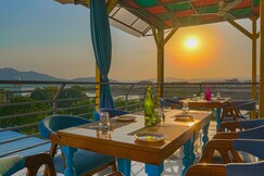 AAJ HAVELI - Pichola Lake Facing Hotel