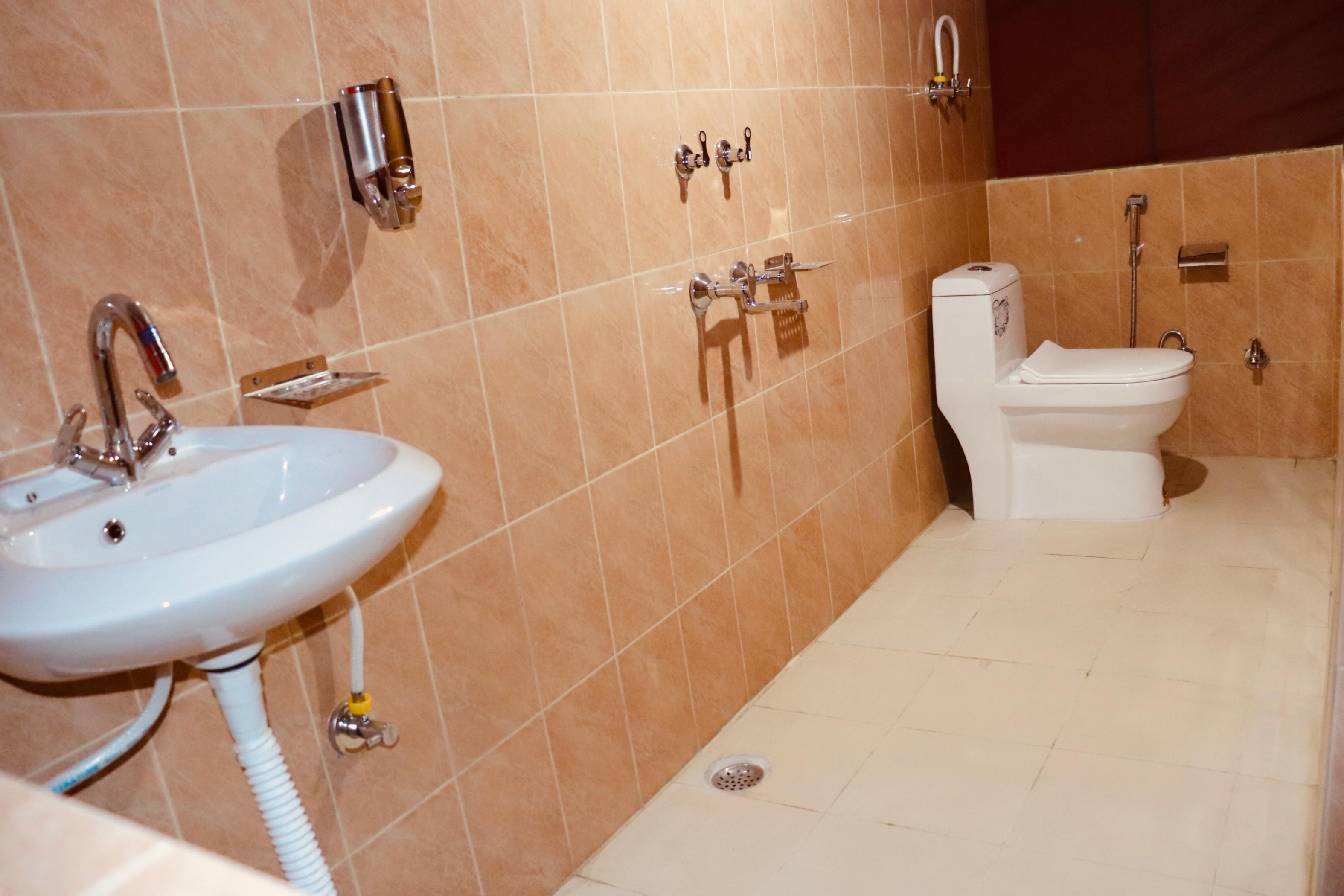 Parvati Camp Kasol - Tap to explore photos