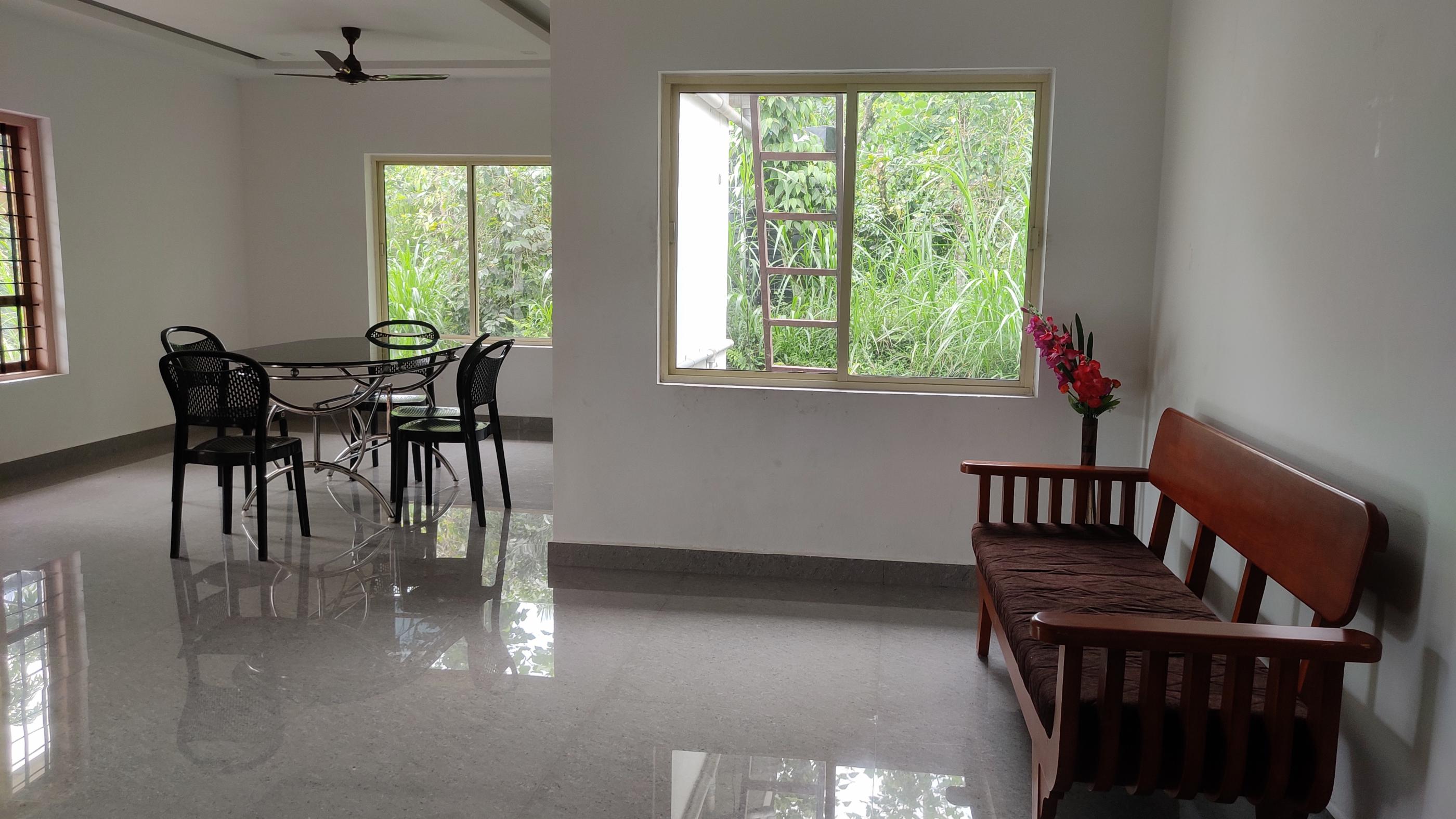 Loveshore Homestay | Rooms & Guided Treks - Tap to explore photos