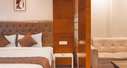 Montclair Ananta Elite Solan Room Type - Super Deluxe