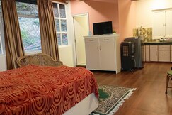 Single Bedroom Studio Apartment