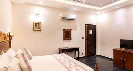 Chronicles by WSI - Near the Lake Pichola Udaipur Room Type - Premier Rooms Chronicles by WSI - Near the Lake Pichola Udaipur Room Type - Premier Rooms