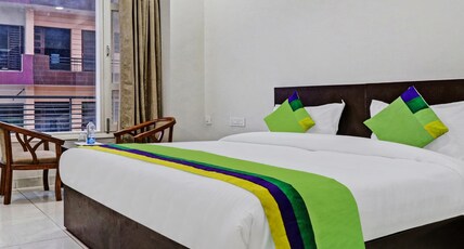 Treebo Kamron Regency Sector 80 Room Type - Deluxe Family Room Treebo Kamron Regency Sector 80 Room Type - Deluxe Family Room