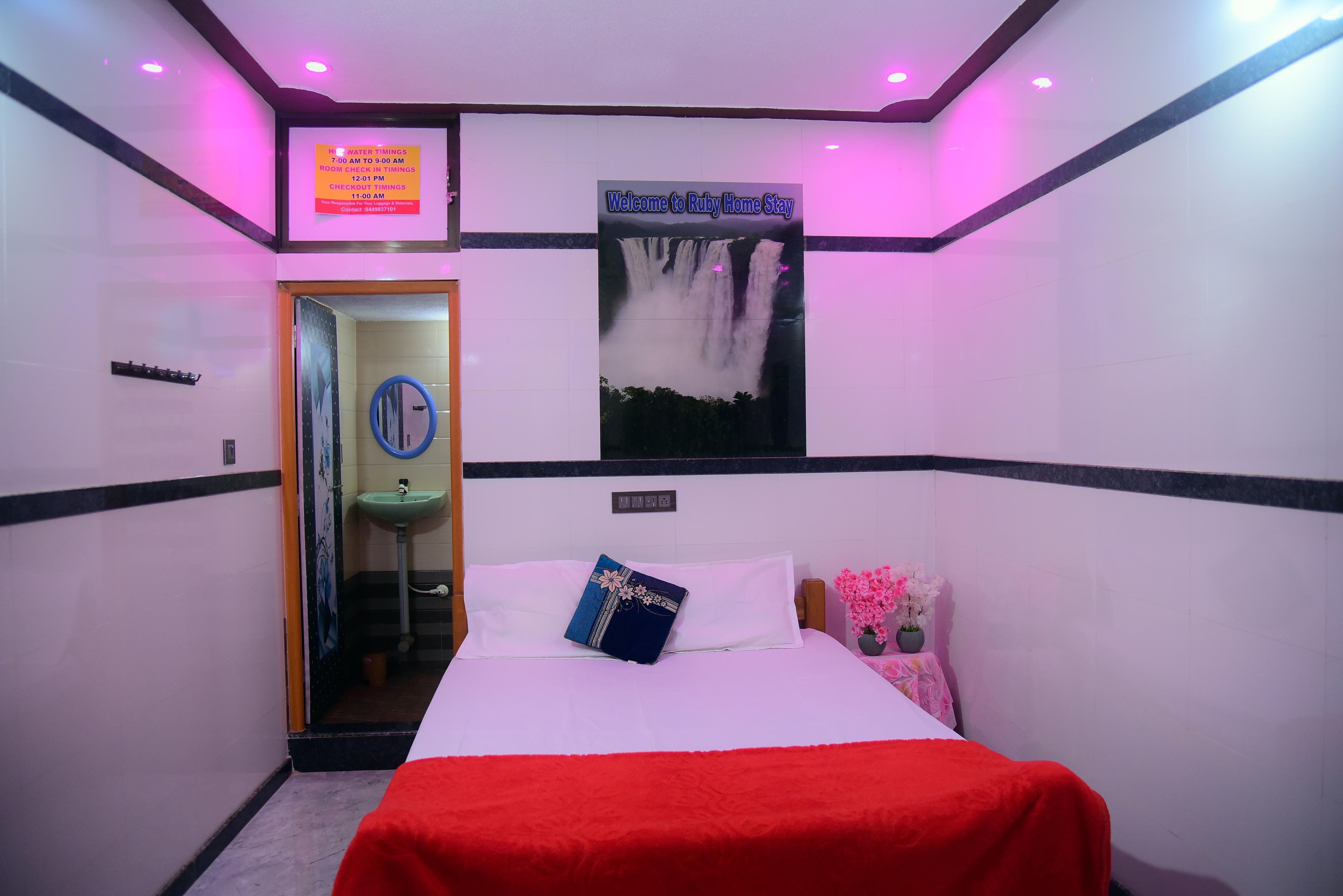 Jog Falls Ruby Homestay - Tap to explore photos
