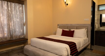 Freesia Resort By Express Inn Room Type - Family Cottage