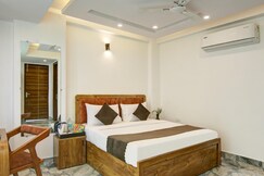 Address of Hotel Golden Frame