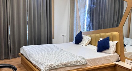 Hotel Elite Room Type - Deluxe Room with Air Conditioning