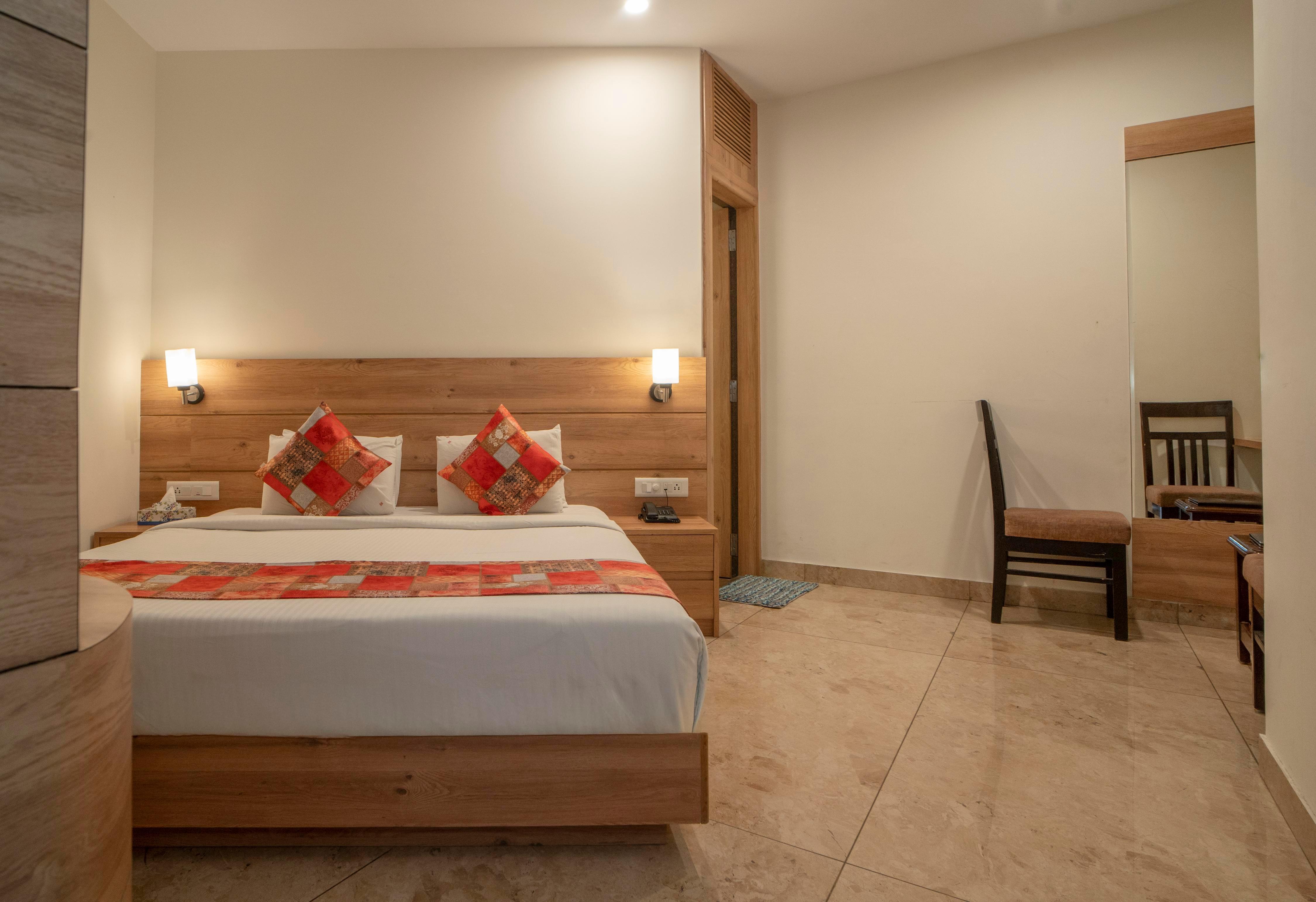 Hotel Amantran Inn - City Centre Room Type - Small Double Room